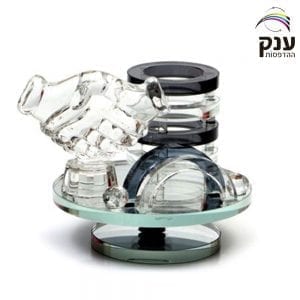 מעמד קריסטל מהודר לחיצת ידיים